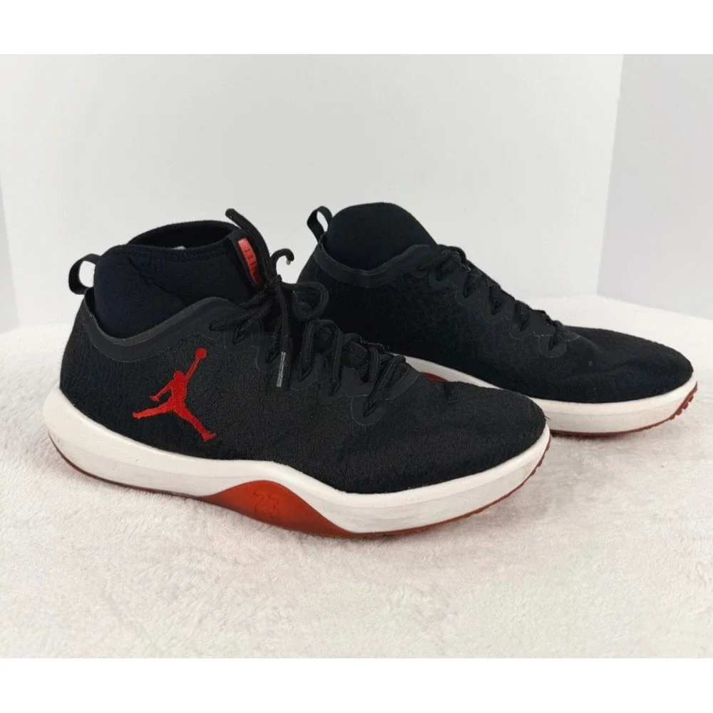 Nike Air Jordan Reveal Black Red Mid Top Sneakers Men's Size 12.5 845402-001